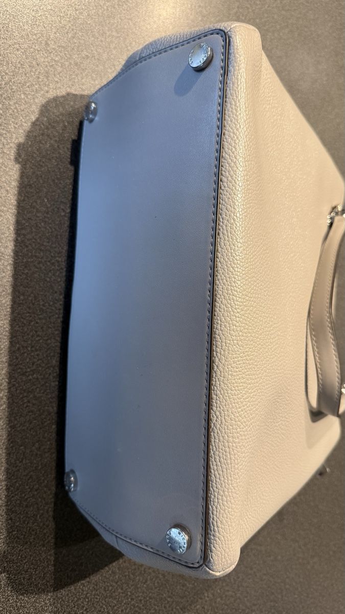 Michael Kors Borse da donna: MICHAEL KORS Handtasche silber – Usato da Zürich venduto da Mfasti 2