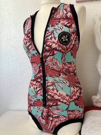 Lycra Surf Swim Badeanzug Paulina Sabioncello