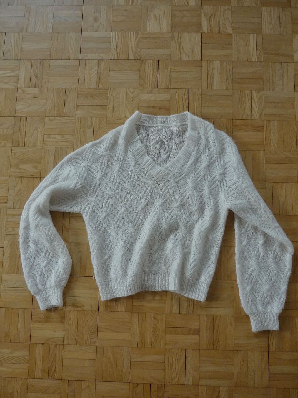Maglioni & Felpe: Kuscheliger weisser Strick Pullover – Usato da Benken ZH venduto da _ellada_