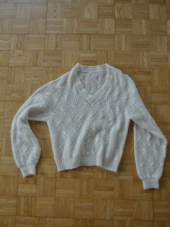 Kuscheliger weisser Strick Pullover