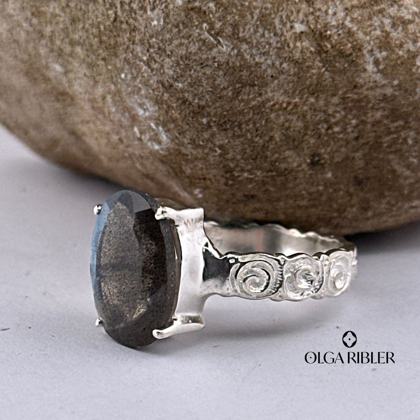Olga Ribler Anelli: Unikate Silber Ring 925 mit Labradorite Grösse 58 – Nuovo (secondo la descrizione) da Luzern venduto da Schmuckoutlet 5