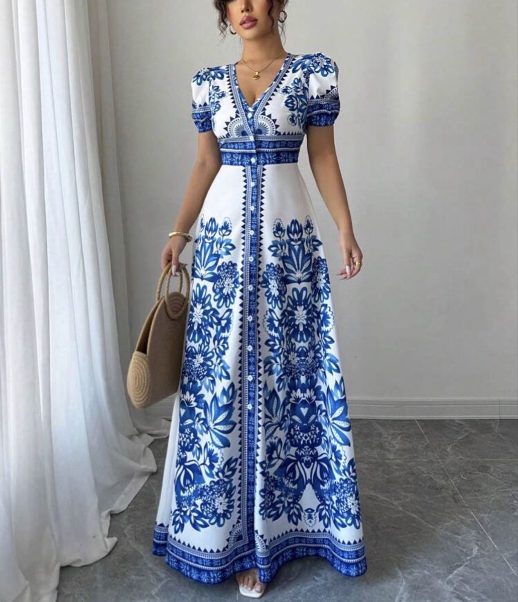 Kleider: Robe longue – Neu und originalverpackt aus Châtel-St-Denis von Montclair_Swiss 4