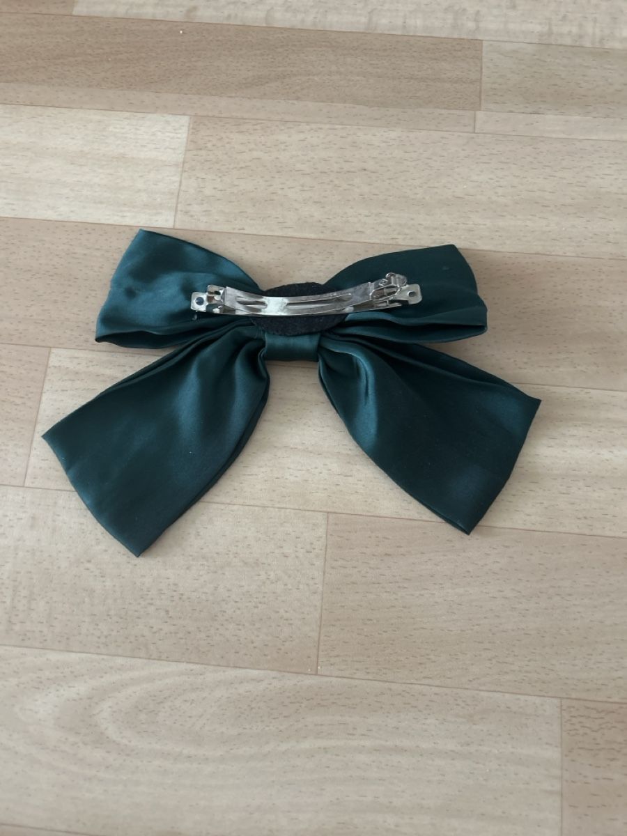 Accessori per capelli: Grüne Haarschleife – Usato da Zürich venduto da xeniiilou 1
