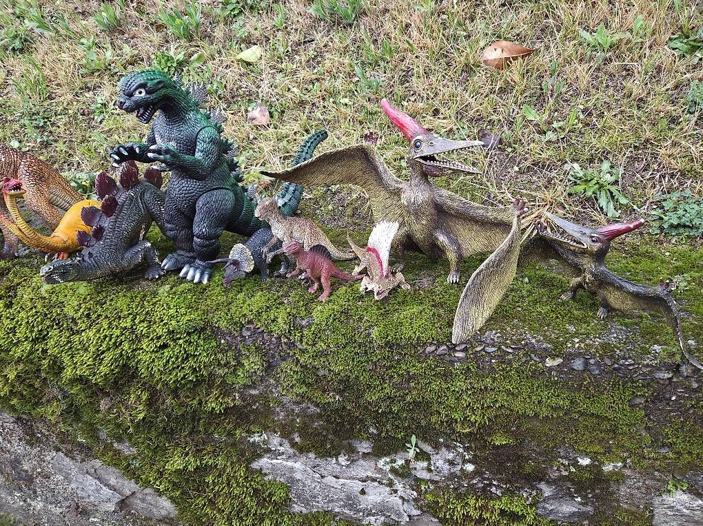 Giocattoli: Dinosauri giocattolo – Usato da Cadenazzo venduto da MarencoM 1