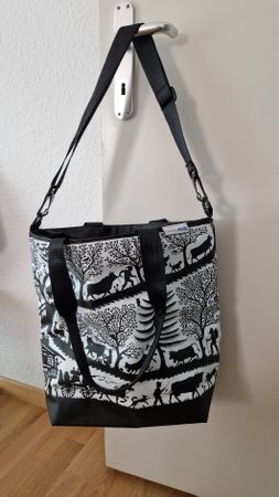 Schöne Shopping Tasche mit Scherenschnitt Muster, Alpaufzug