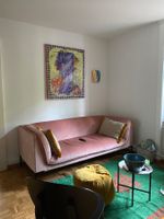 Rosa samt sofa