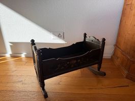 Antike Holz-Wiege / Puppenwiege, Handbemalt, Top Deko!