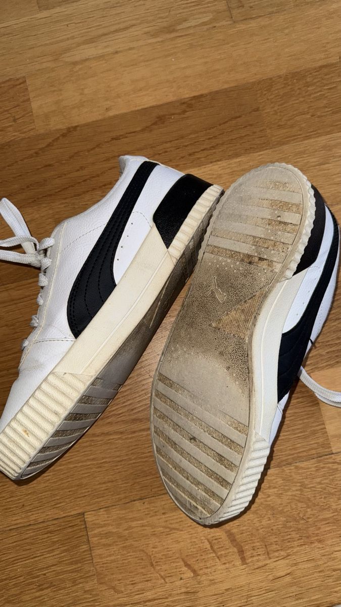 Puma Scarpe da donna: Puma Sneakers, 38 – Usato da Gümligen venduto da morticiaaddams 2