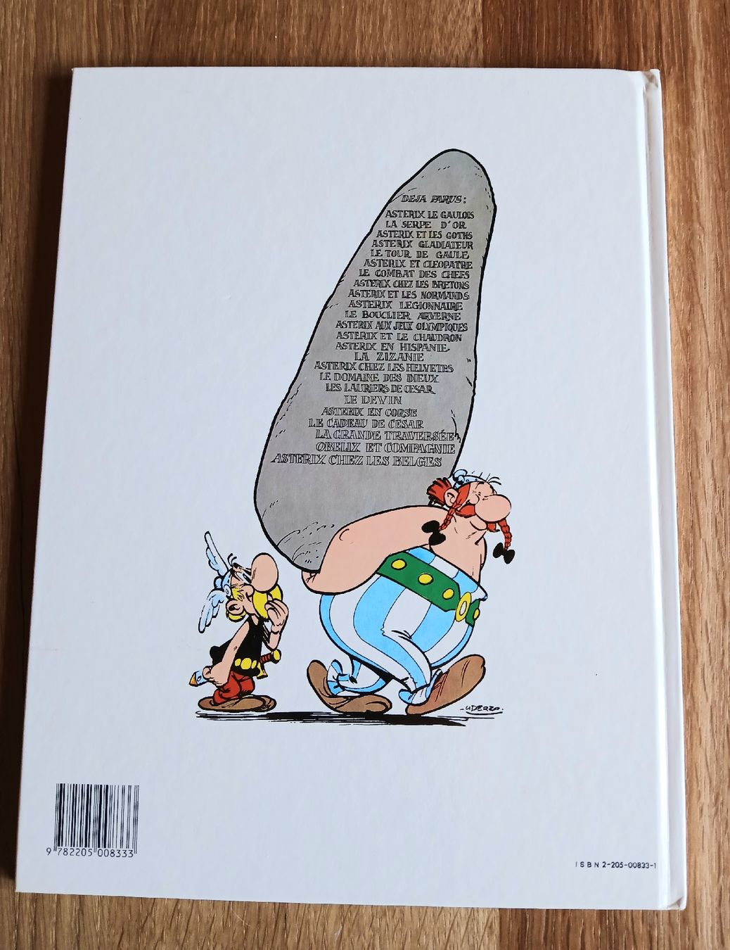 Fumetti: Asterix - Le Cadeau de César – Usato da Sciernes-d'Albeuve venduto da Dojo004 1