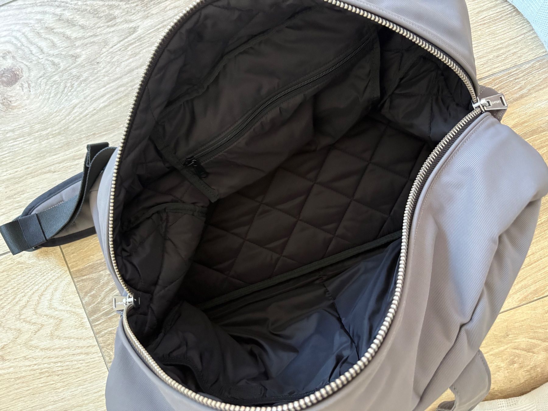 Carhartt Borse: Carhartt WIP Weekender NEU – Nuovo (secondo la descrizione) da Möhlin venduto da dth_5mw9 3