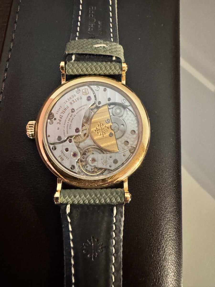 Patek Philippe Uhren: Patek Philippe, Calatrava, 7200R-001 – Gebraucht aus Arbaz von owf_7c66 1