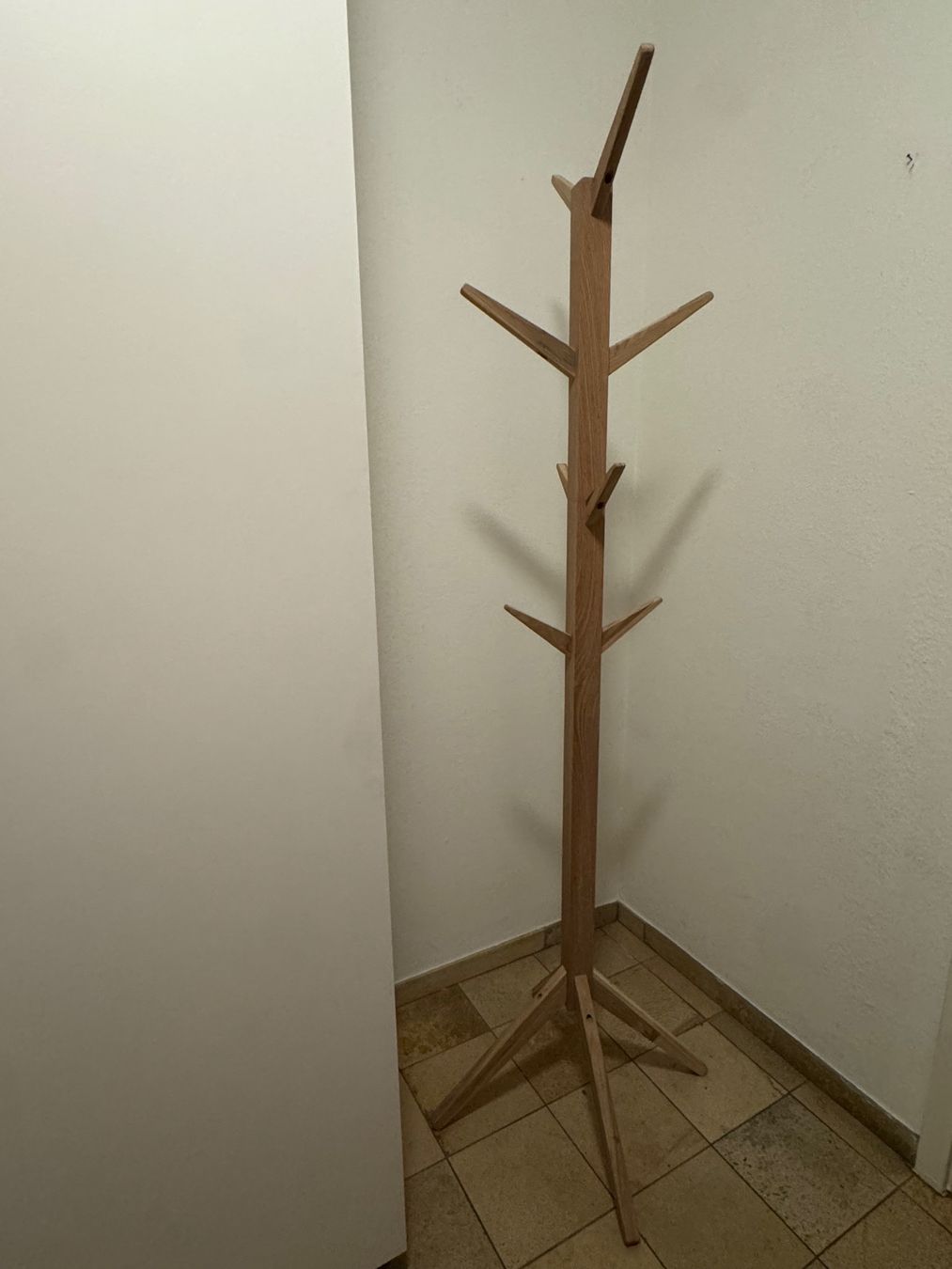 Jysk Porte manteau: Garderobenständer Holz – D'occasion à Basel par Heyyelen 1