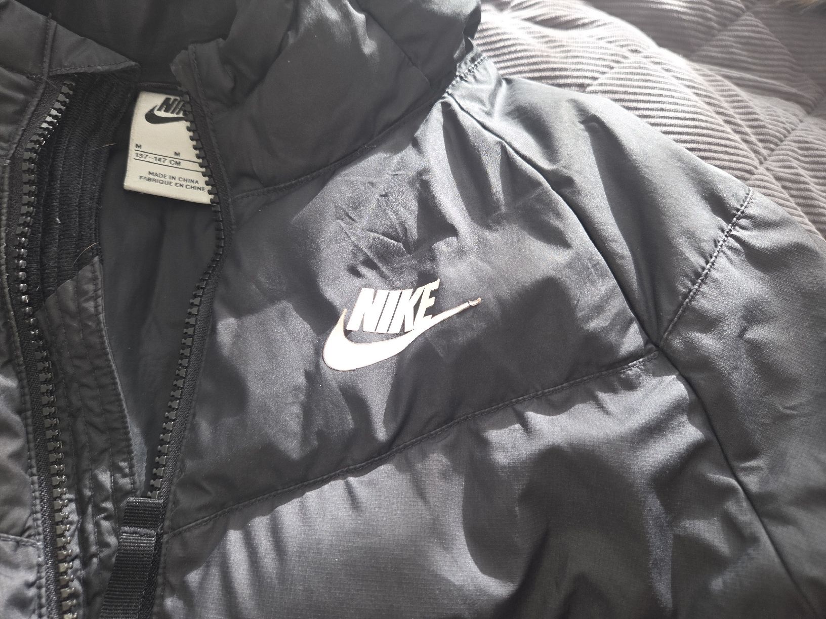 Nike Giacche & Cappotti: Nike Daunenjacke gr. 137-147 cm – Usato da Utzenstorf venduto da Ernie_und_Bert 1