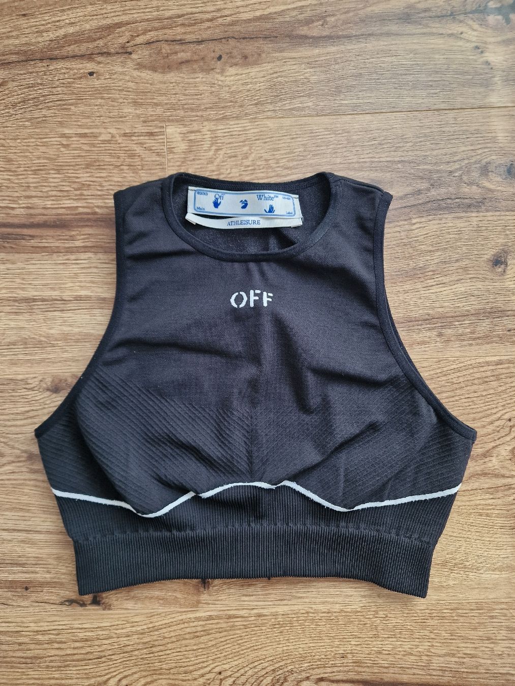 Tops: Top Off-White (XS/S) – Neuf (Voir description) à Yverdon-les-Bains par Ed9lude