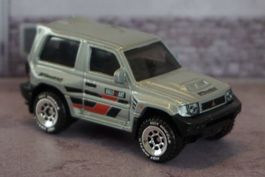 HotWheels Mitsubishi Pajero Evolution TOP !!!!!!!!!!!