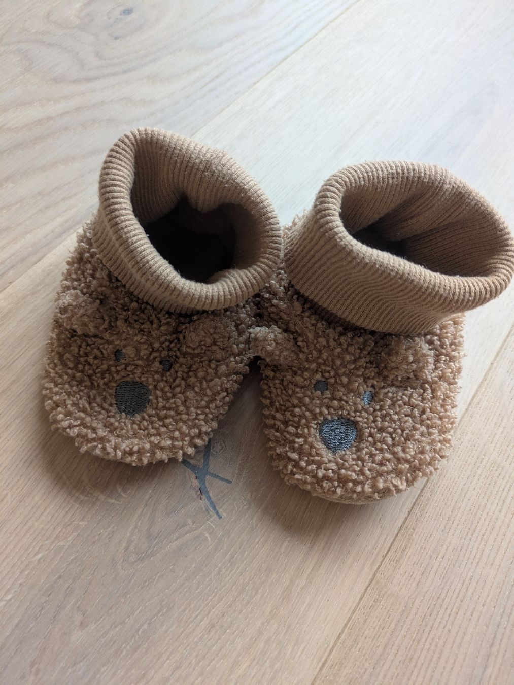 Scarpe per ragazzi: Babyschuhe Bär – Usato da Tagelswangen venduto da Las_Flores