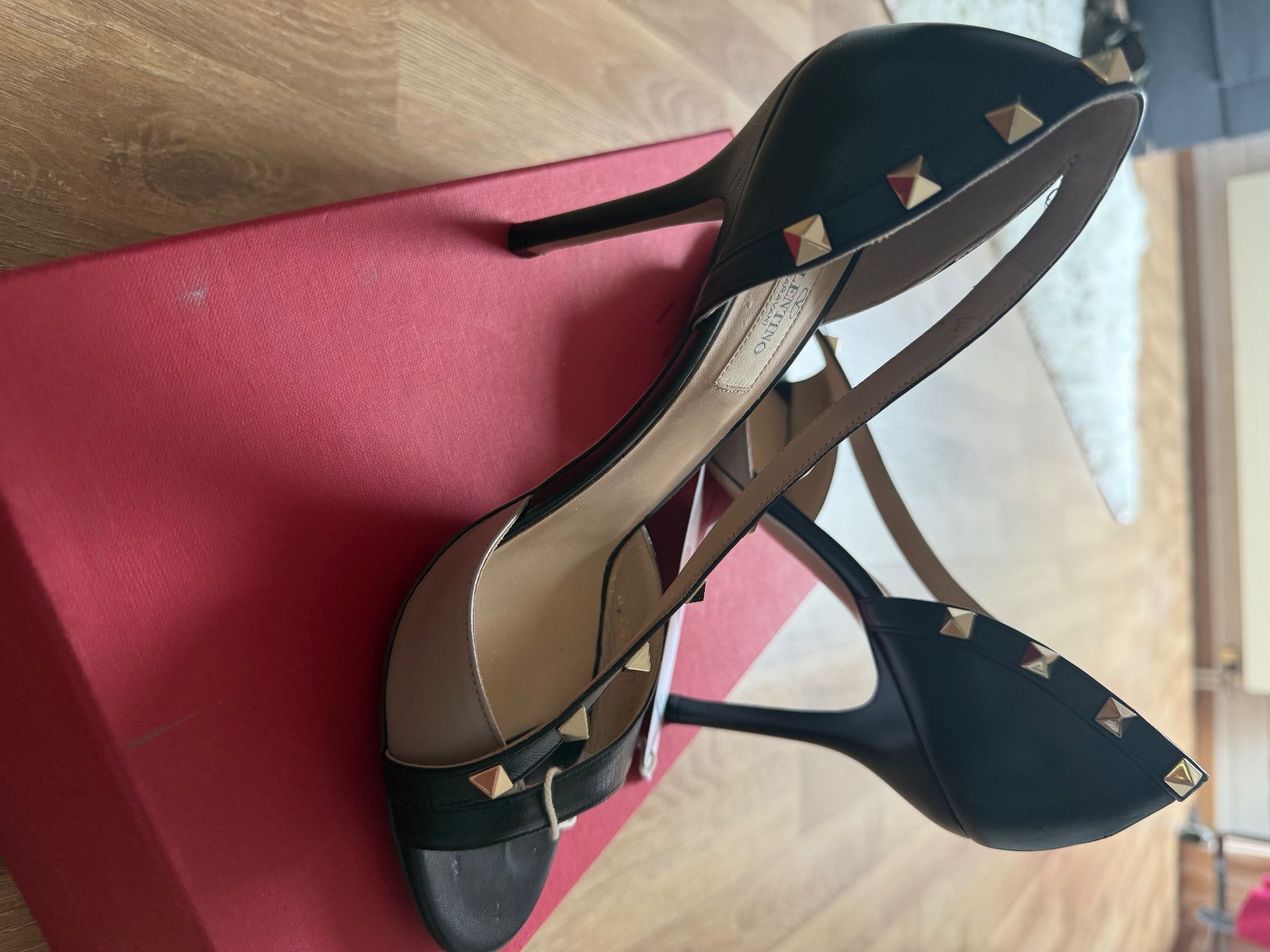 Valentino Scarpe da donna: Valentino Garavani  Sandale – Usato da Lachen SZ venduto da mima41 5