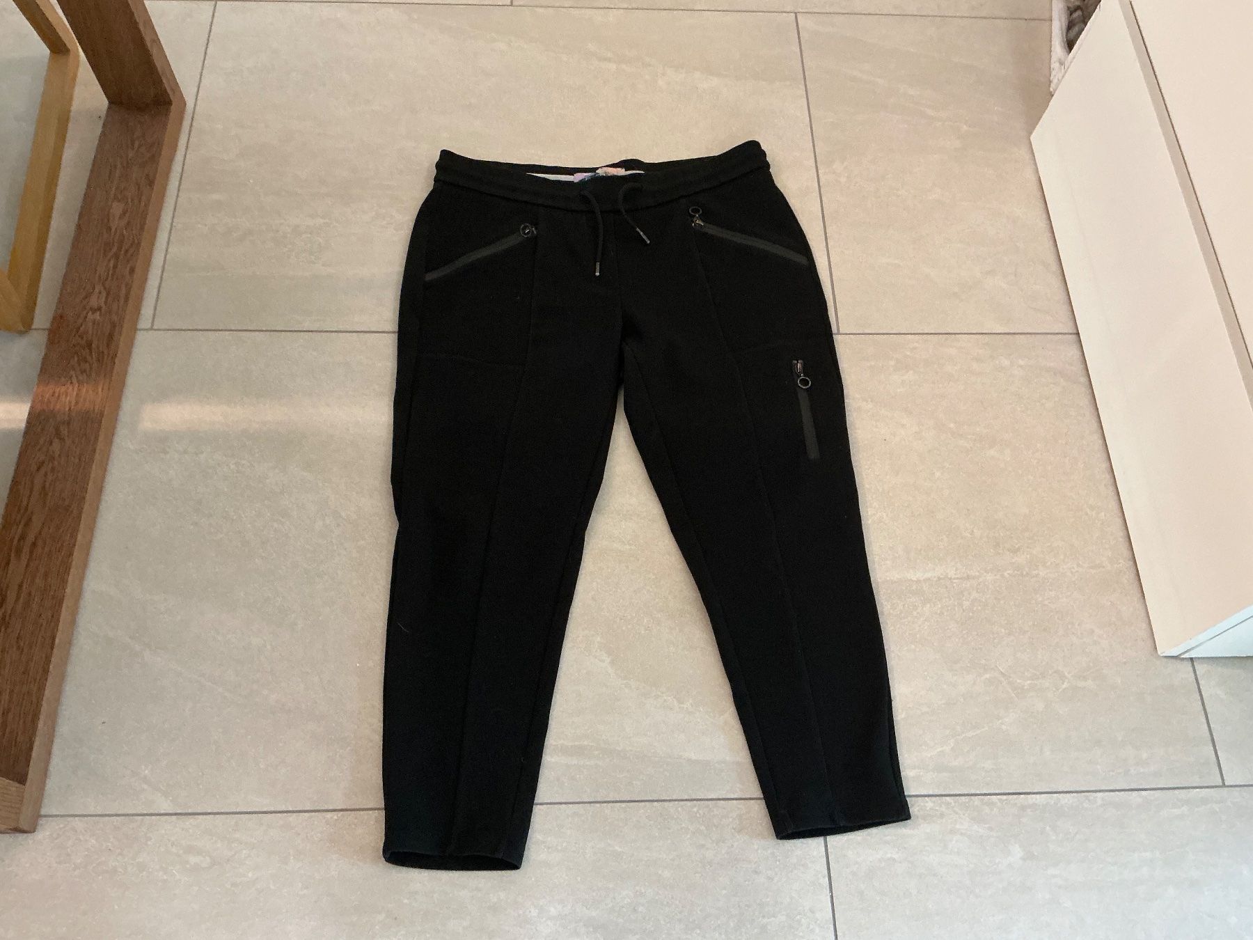 Cecil Pantaloni: Schwarze Damenhose Cecil – Usato da Würenlos venduto da sweety5436 2