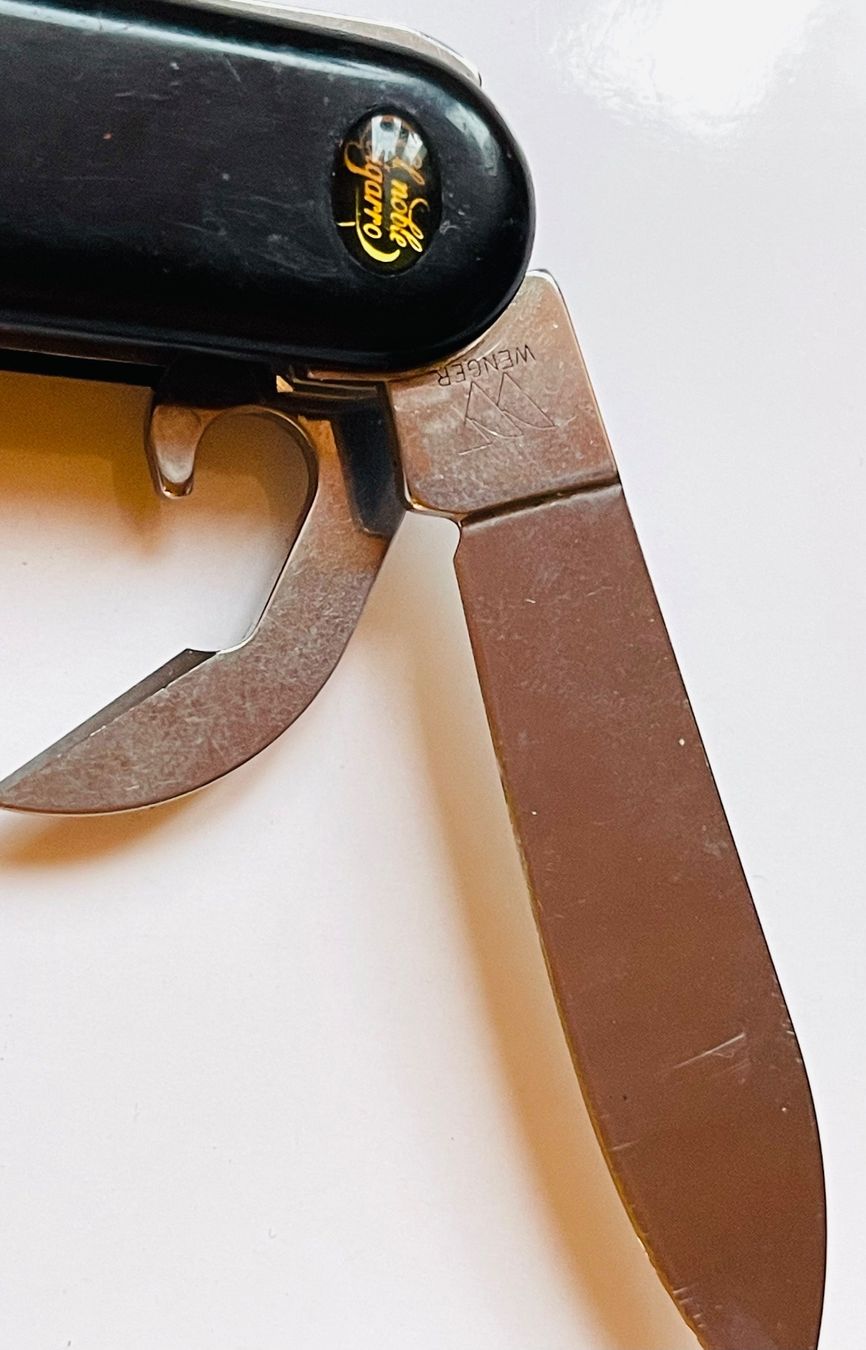 Wenger Coltelli tascabile: WENGER Knife Cutter DANNEMANN , Zigarren , schwarz – Usato da Basel venduto da TOMFAN 6