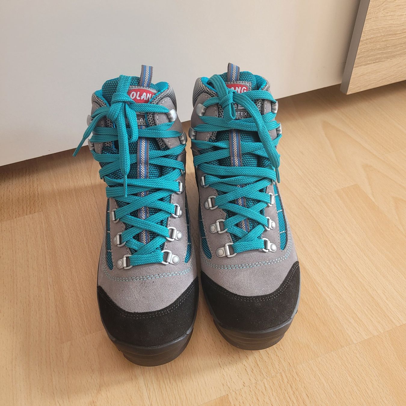 Damenschuhe: Wanderschuhe NEU, Grösse 38 – Neu und originalverpackt aus Walenstadt von mon_9rss 2