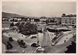 Zürich, Bellevueplatz mit Oldtimer und Trams, gelaufen 1940