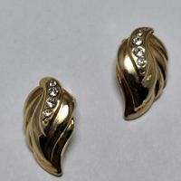 Vintage Ohrclips blattförmig goldfarben mit Strass #C1