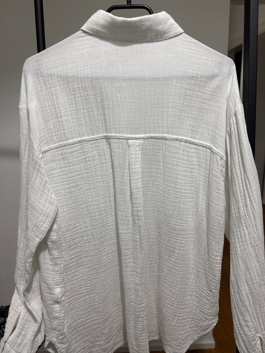 H&M Camicette: H&M Bluse weiss mit Brusttaschen – Usato da Horn venduto da FashionFlowerCh 2