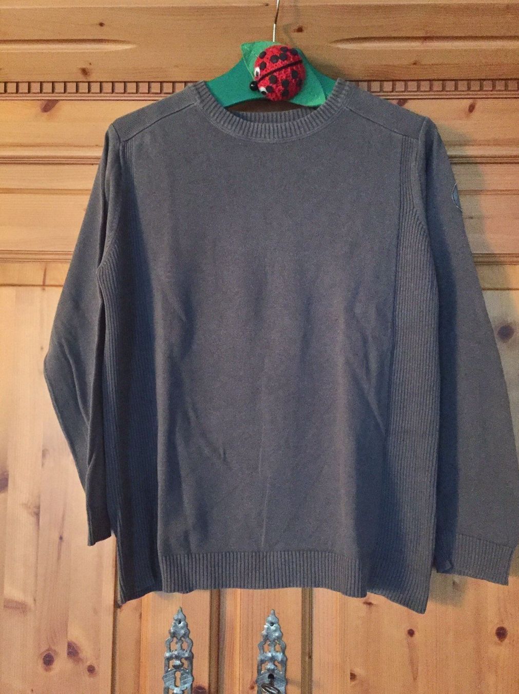 Pulls & Sweat-shirts: Herren Pullover - Grau - Grösse M (S) – D'occasion à Buchs AG par fischli610