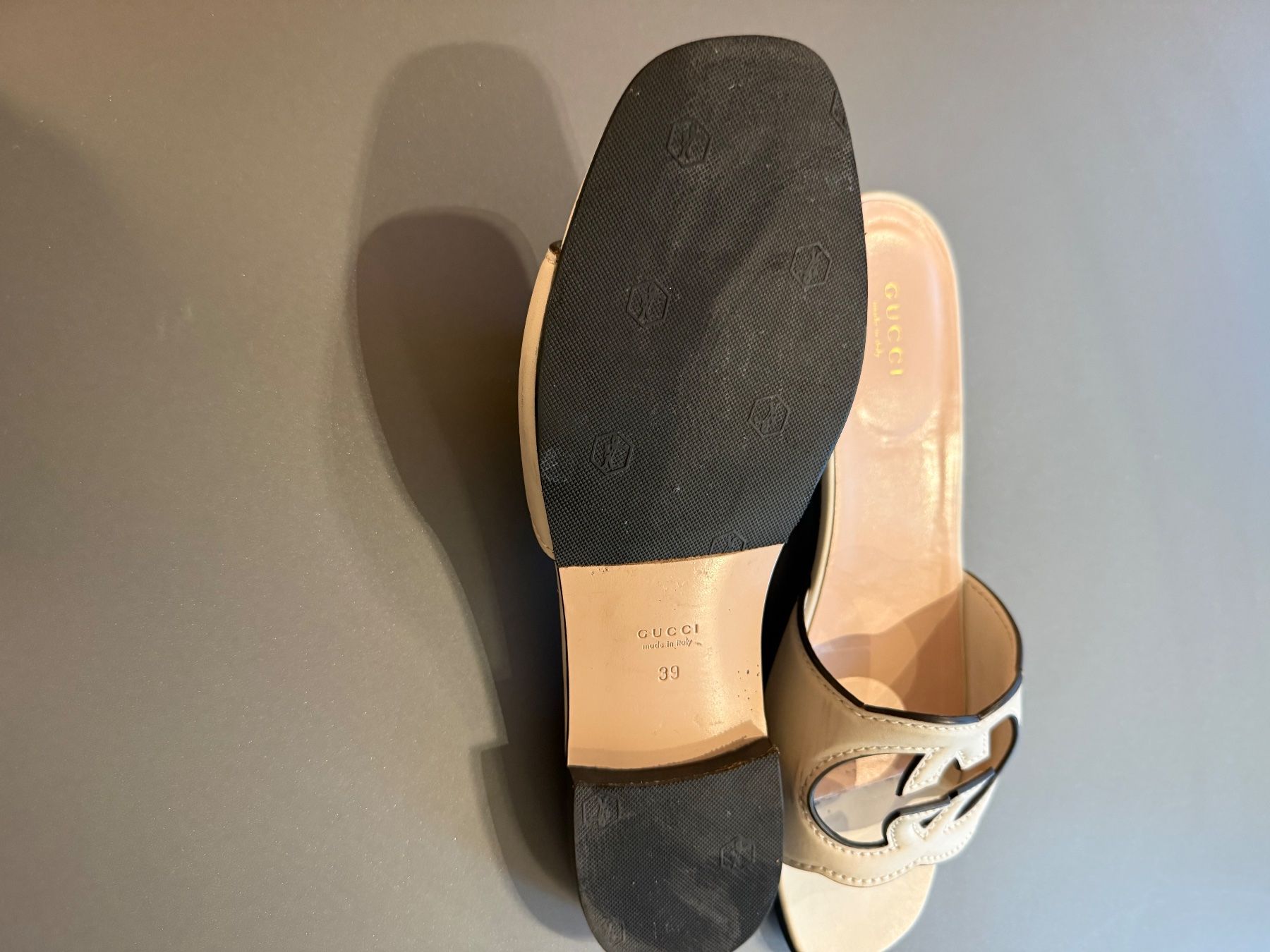 Gucci Scarpe da donna: Vendo scarpe Gucci 39 – Usato da Lugano venduto da Alegiocon 2