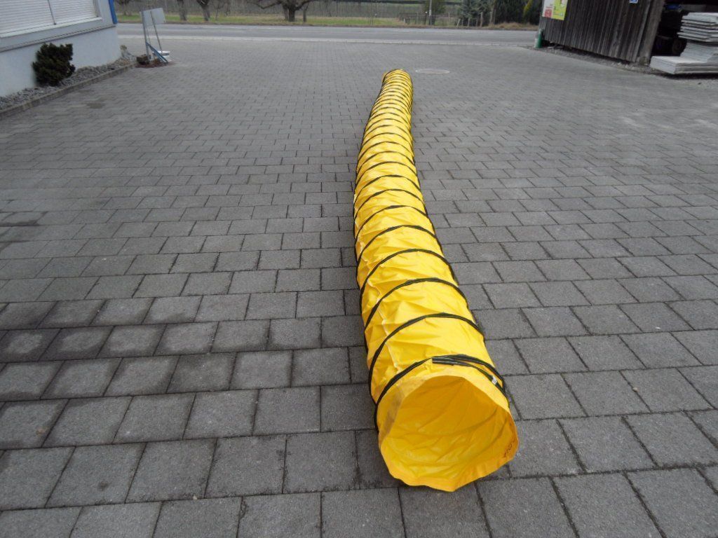 Tubi & Tubi flessibili: Warmluftschlauch 625mm Heissluftschlauch – Usato da Altwis venduto da Hoeltschi-Altwis6286 1