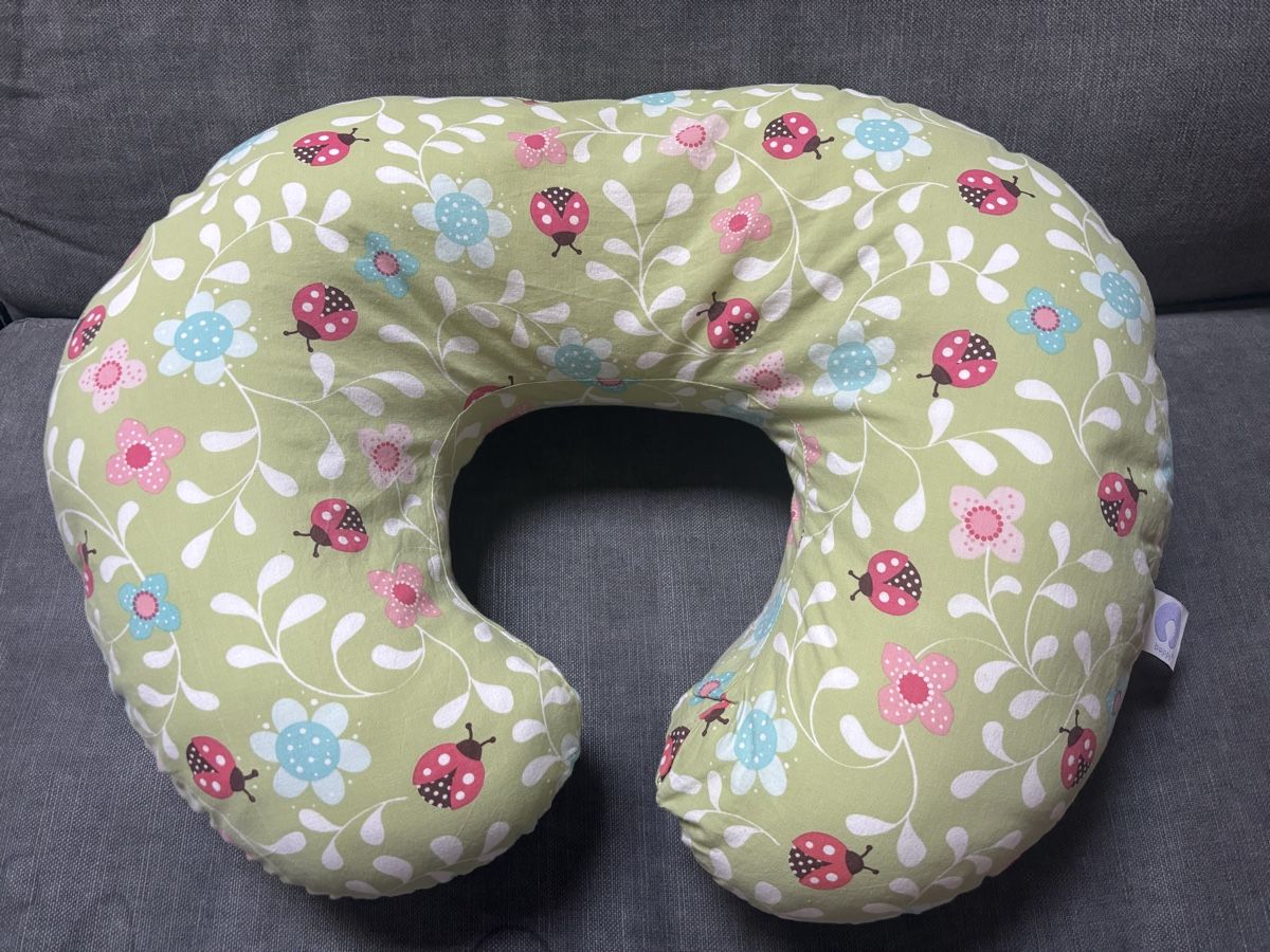 Boppy Cuscini: Stillkissen Boppy – Usato da Küsnacht ZH venduto da Quiti