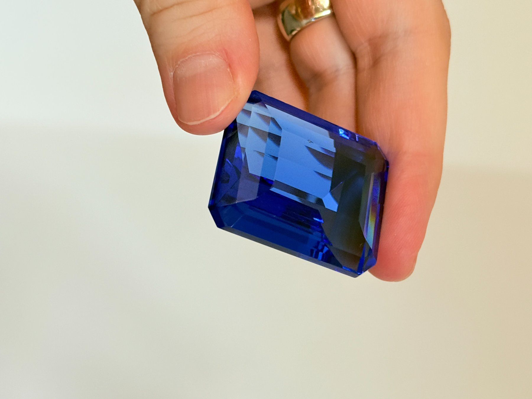 Minerali & Pietre curative: Certified 126.60 Ct  Cut Loose Gems – Nuovo e nell'imballaggio originale da Genève venduto da AWWA 4