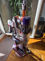 Aspirateur Dyson kit complet