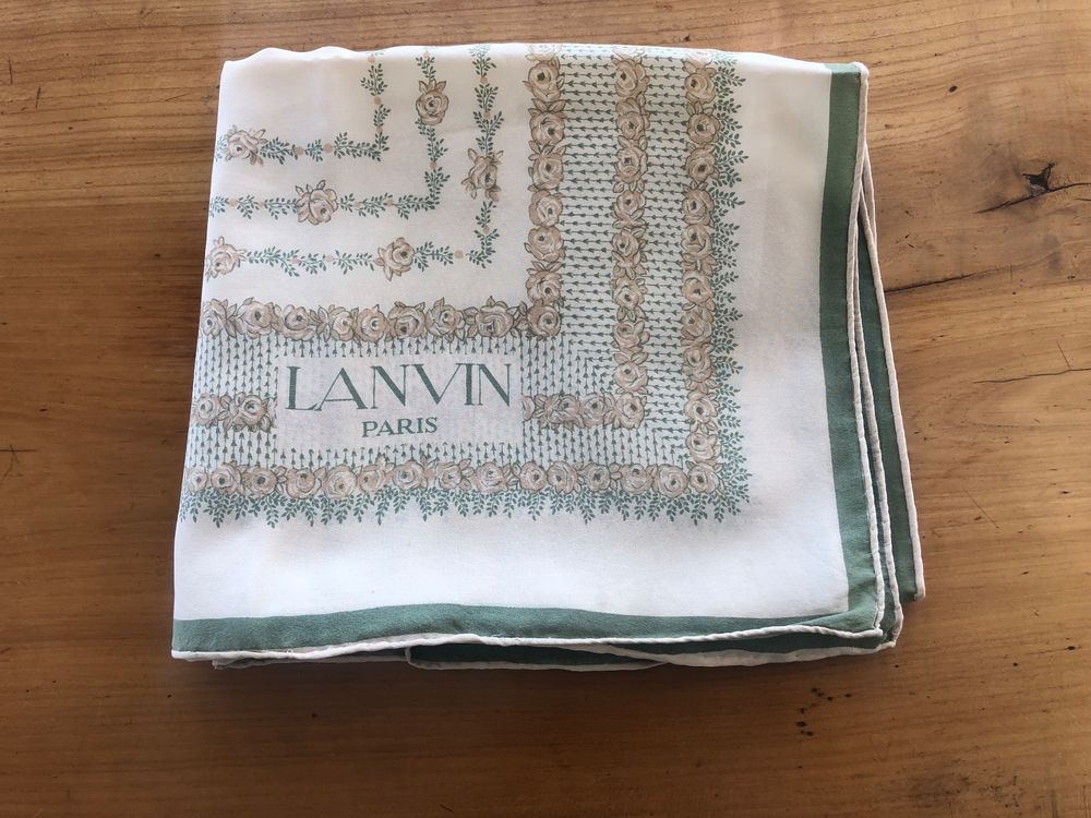 Foulard Carré Vintage LANVIN En Soie - Motif Floral, Multicolore, Très Bon État