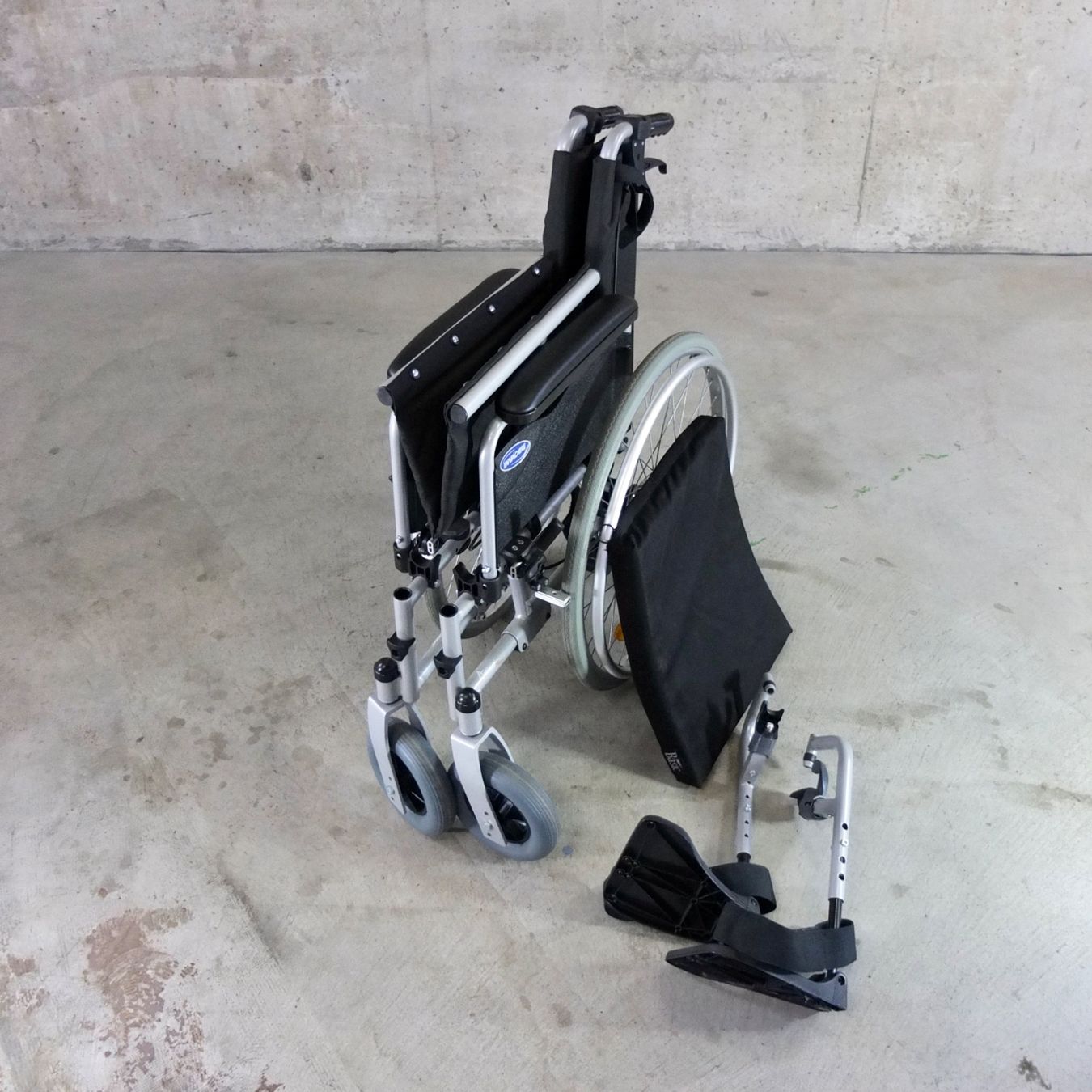 Sedie a rotelle: Invacare Action NG Rollstuhl – Usato da Basel venduto da Brocki-auf-dem-Wolf 7