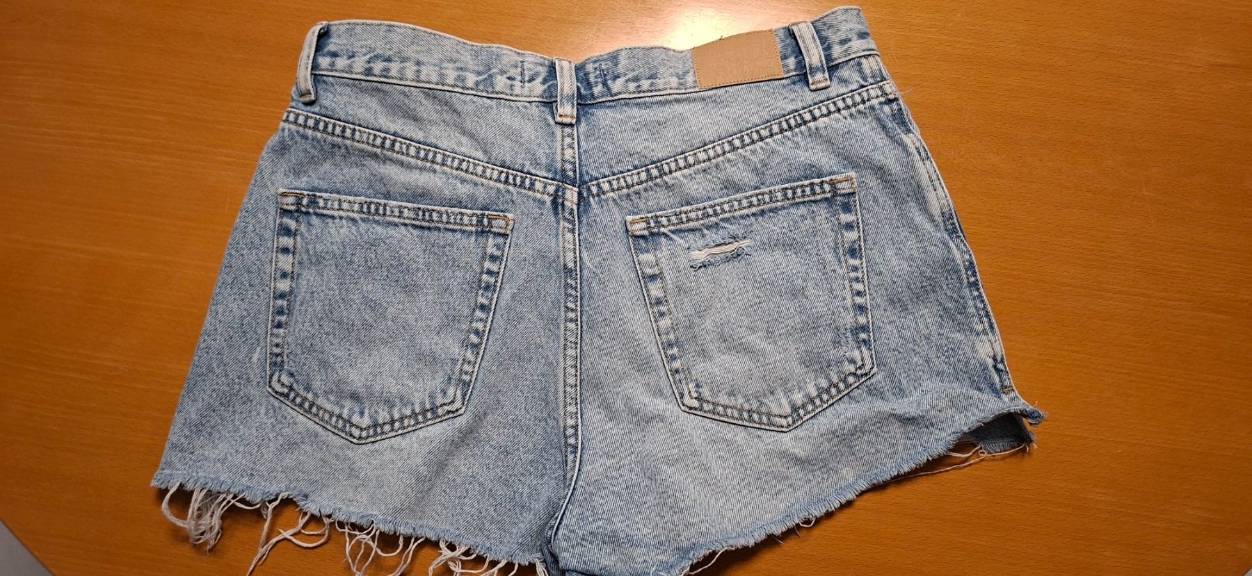 Pull&Bear Pantaloni: Short Pull&Bear jean blue denim, taille 40 – Usato da Granges-Paccot venduto da kilu4 1