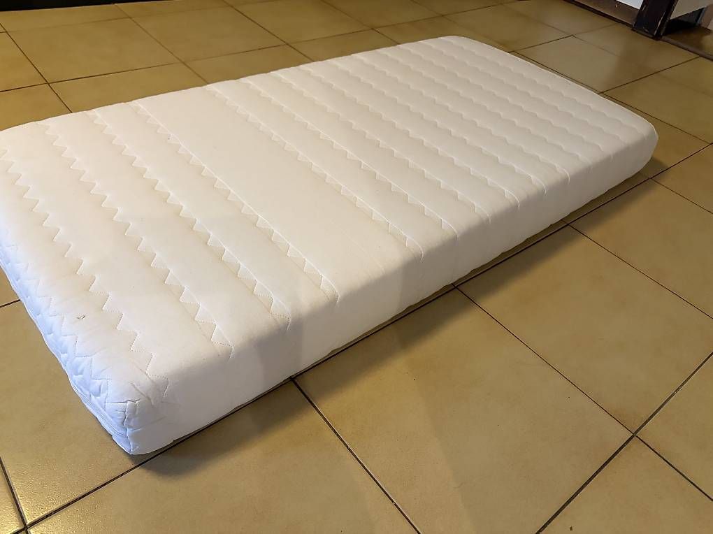 Matratzen: Matelas 60x120 – Gebraucht aus Estavayer-le-lac von kmorosini
