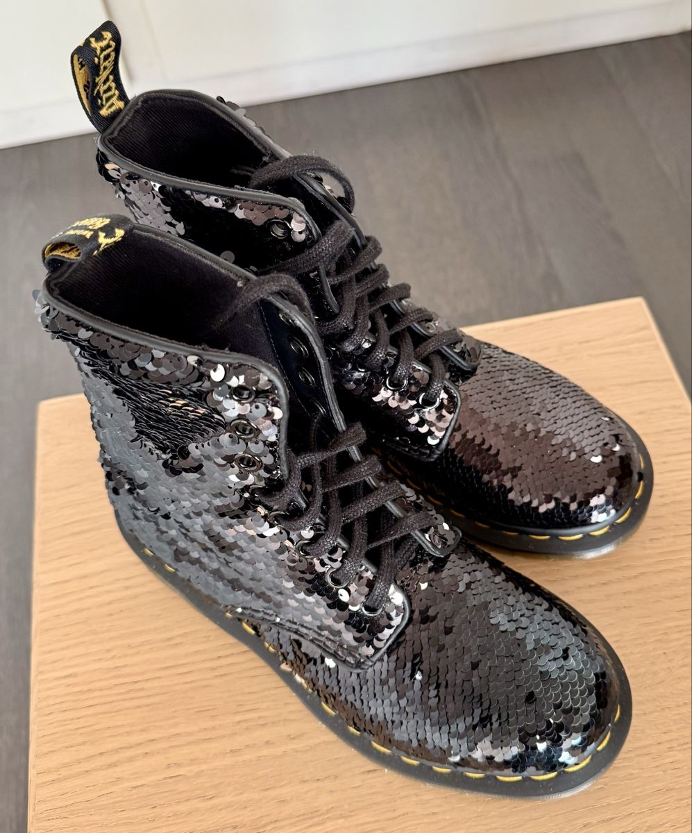 Dr. Martens Damenschuhe: Dr. Martens Pascal à sequins t.36 – Neu (gemäss Beschreibung) aus GRIMISUAT von toinou 1