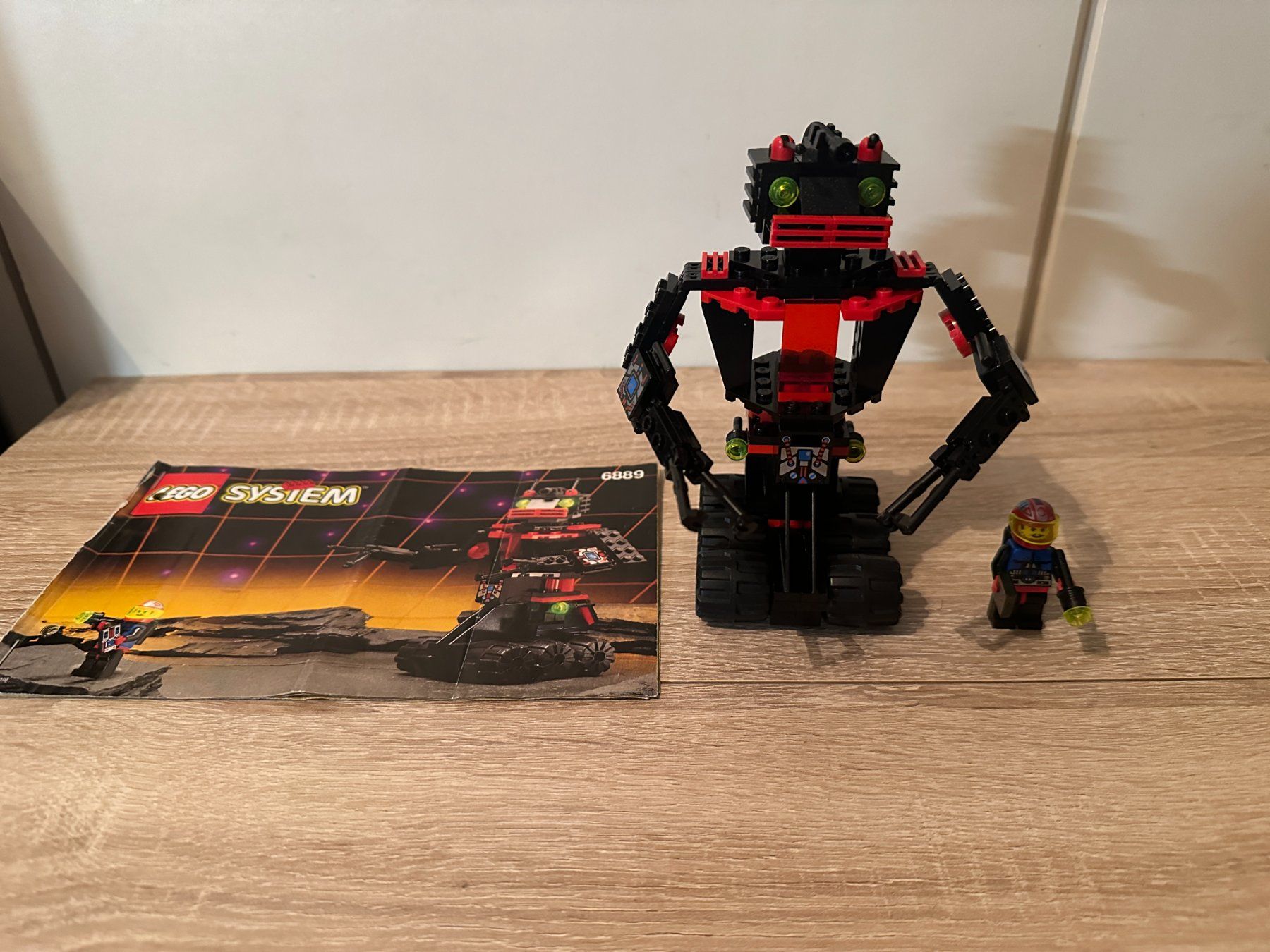 Lego Kit di costruzioni: LEGO 6889 Recon Robot – Usato da Basel venduto da Don-Angel