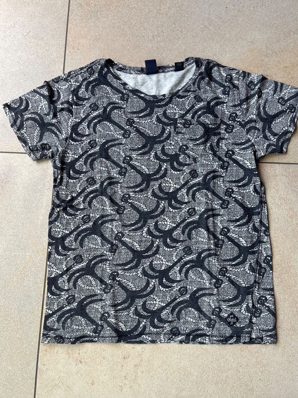 Maison Scotch Hemden, T-Shirts & Polos: 2 T Shirt 164, Scotch Shrunk – Gebraucht aus Muttenz von Susanne81002 1
