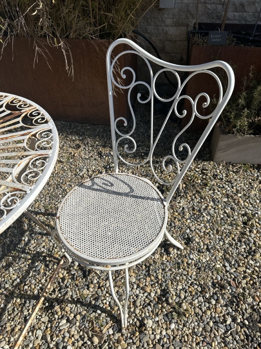 Set di tavolo e panche: Gartentisch-Set, Vintage Eisen, Tisch mit 2 Stühlen – Usato da Chur venduto da Renibe 1