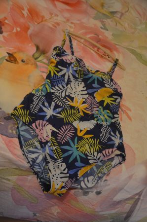TAILLE 48 - MAILLOT DE BAIN - NUR 1 MAL GETRAGEN