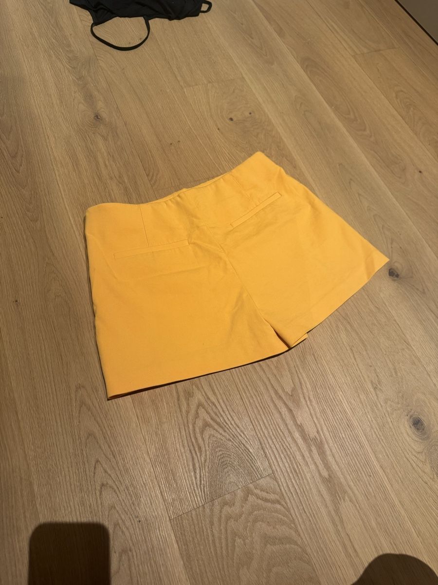 Zara Gonne: Zara Hosen Rock Gelb   – Usato da Muttenz venduto da Bea_dbr 3