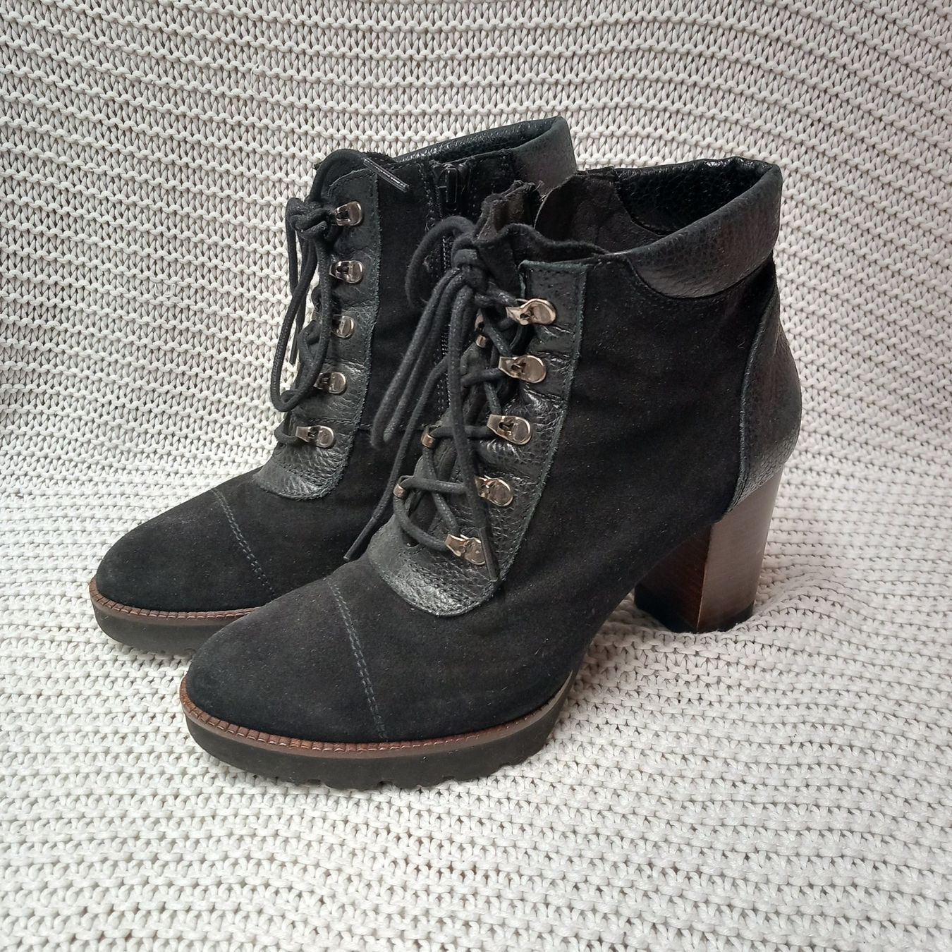 Scarpe da donna: Gadea Wildleder Stiefeletten Gr.37 – Usato da Gwatt (Thun) venduto da umwelt-brocki