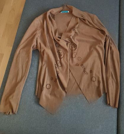 Elegante Frühlingsjacke in Wildlederoptik, Grösse M