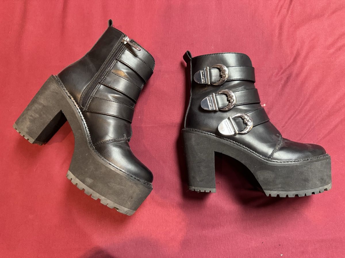 Killstar Damenschuhe: Killstar Oracle Boots Size 37, excellent condition – Gebraucht aus Wangen ZH von LilithAdriana 3