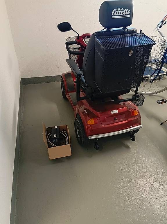 Elektromobile: Elektrofahrzeug bis 10Km/h – Gebraucht aus Amriswil von Vrobi 3