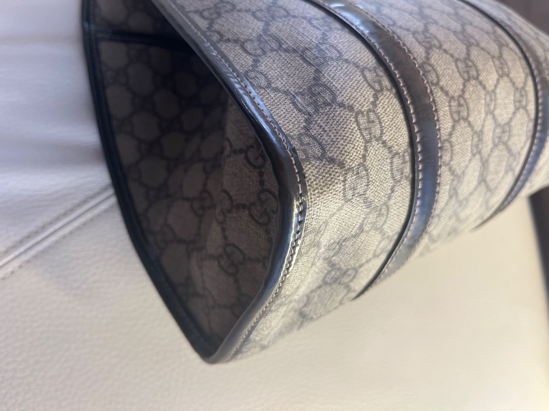 Gucci Sacs femmes: Gucci Joy Médium Shoulder Bag – D'occasion à Sugiez par Vuitton_for_life 2