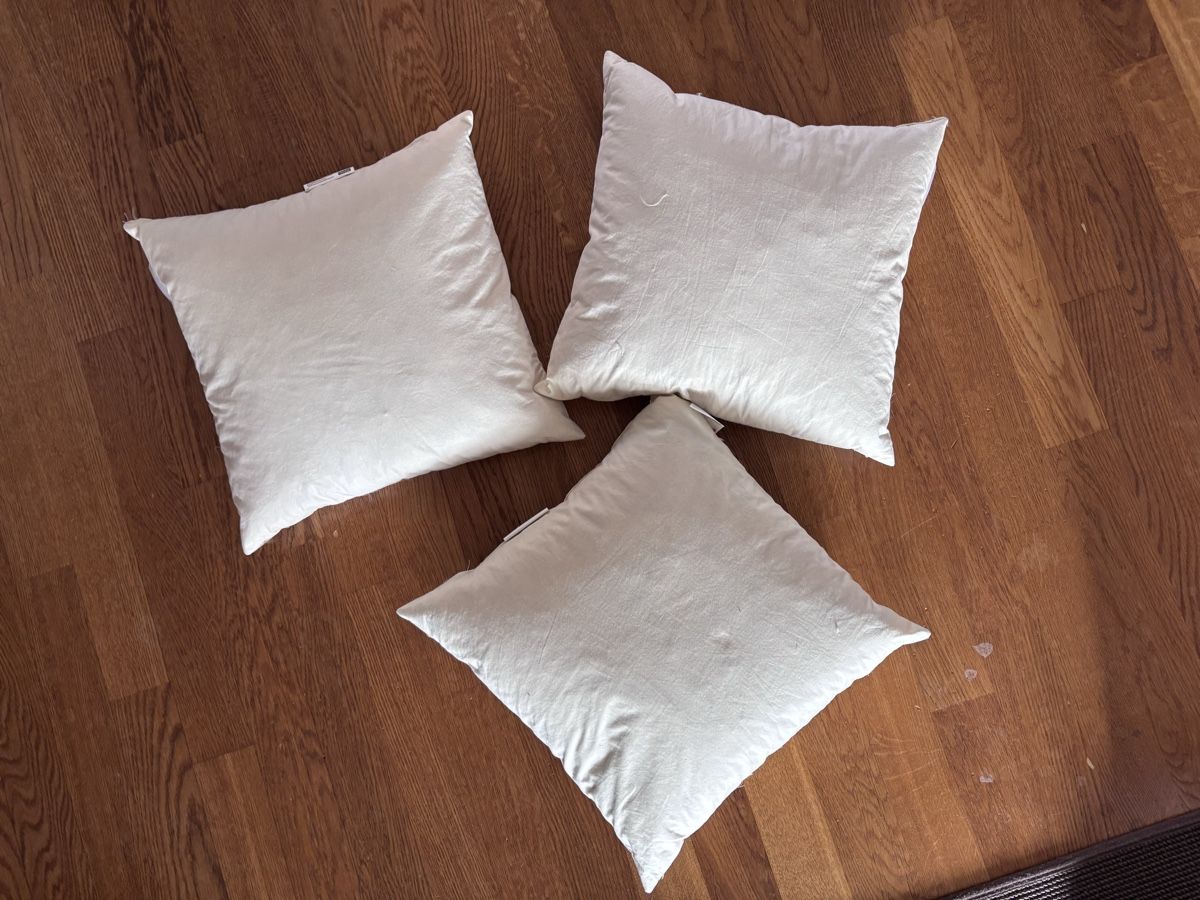 H&M Cuscini: Kinder Kissen 3er Set – Usato da Luzern venduto da Genhart 1