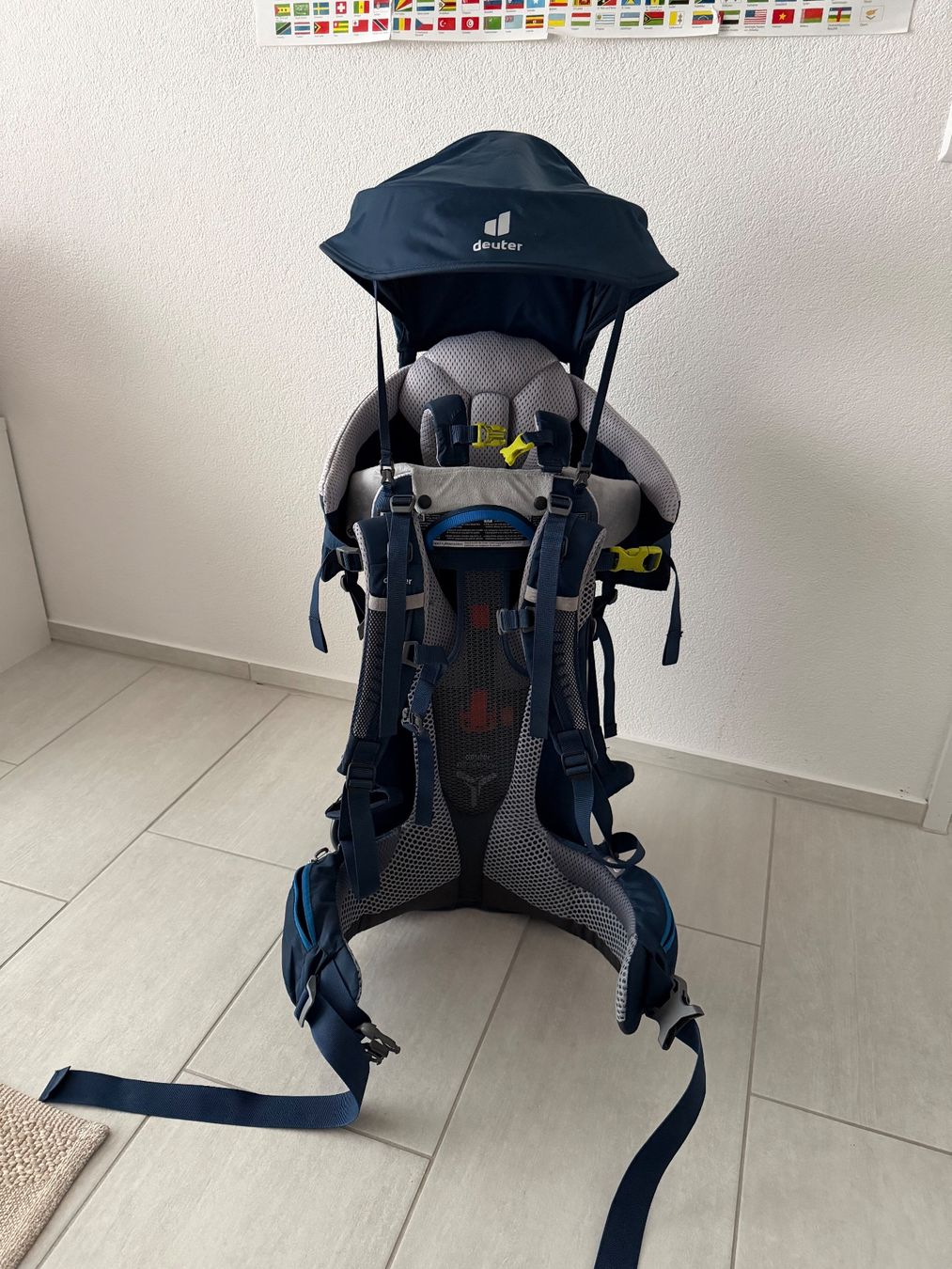 Deuter Porte-bébés ventraux & dorsaux: Deuter Tragerucksack – D'occasion à Würenlos par petii88